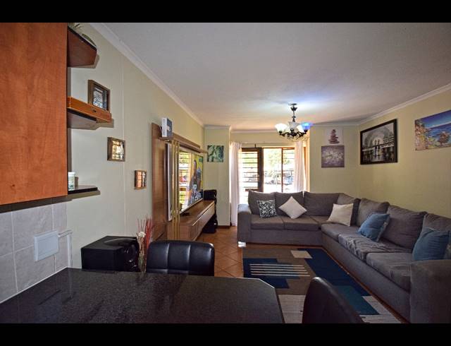 2 BEDROOM APARTMENT FOR SALE IN MONTANA